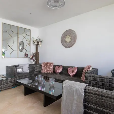 Casa Aloha 18 Puerto Banus Marbella